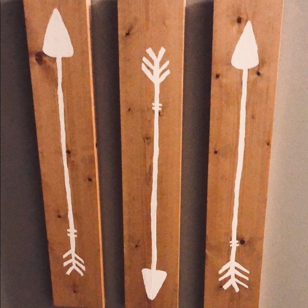 Set of 3 painted farmhouse arrows 18” tall